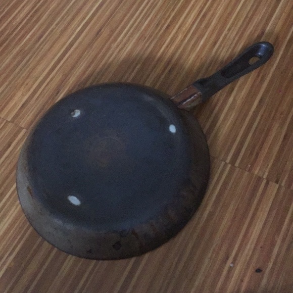 3 nonstick T-fal pots and pans - Picture 14 of 15